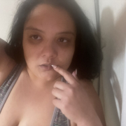 CURVYLINAXoXo