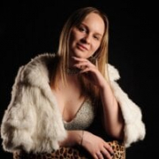 Amelia_Berns