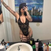 cloe_doll_