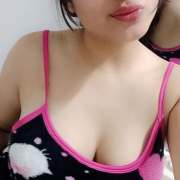 Emelie_hot