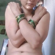 Hot_sahana