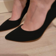 kelly_miky_feet