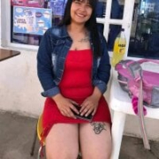 Dakota_Blare_hot