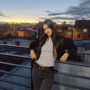 ambar_lucia_