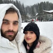 Couplebetyy
