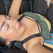 pinkyalecute
