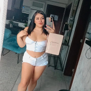 NicoleHot23