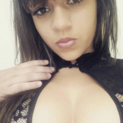 Elahillary20