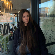 Eva_Daviss