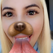 Hache_MiaHOT