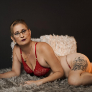 Jade_squirtt