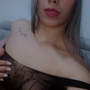 Mia_Ros