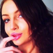 Aliskacomely