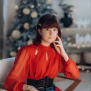 LucieCouchenour