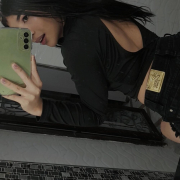 Alice_grey_1
