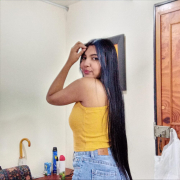 lessChloe14