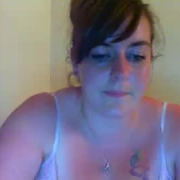 bustyqueenlou