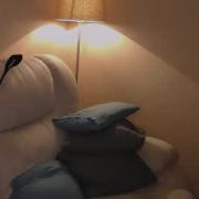 pinky_cheeks