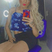 vanessaqueen_